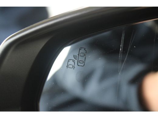 Peugeot 3008 1.2 Turbo 130-PK EAT8 GT AUTOMAAT | Achteruitrijcamera | Afwijkende dakkleur | Alarm klasse 1(sta... ActivLease financial lease