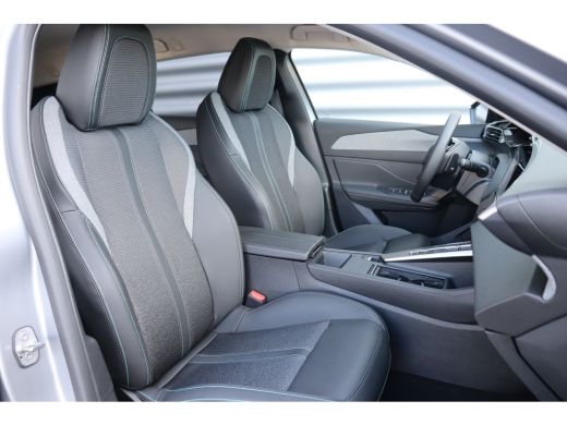 Peugeot 308 SW 1.6 HYBRID 180PK ALLURE AVANTAGE AUTOMAAT / NAVI / LEDER / CLIMA / PDC / 17" LMV / CAMERA / KE... ActivLease financial lease