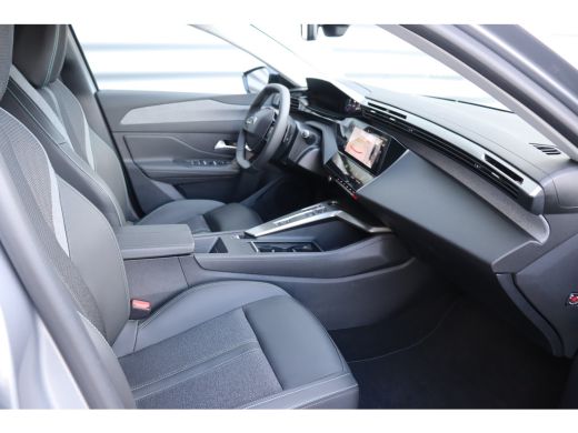 Peugeot 308 SW 1.6 HYBRID 180PK ALLURE AVANTAGE AUTOMAAT / NAVI / LEDER / CLIMA / PDC / 17" LMV / CAMERA / KE... ActivLease financial lease