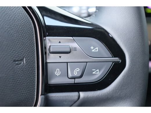 Peugeot 308 SW 1.6 HYBRID 180PK ALLURE AVANTAGE AUTOMAAT / NAVI / LEDER / CLIMA / PDC / 17" LMV / CAMERA / KE... ActivLease financial lease