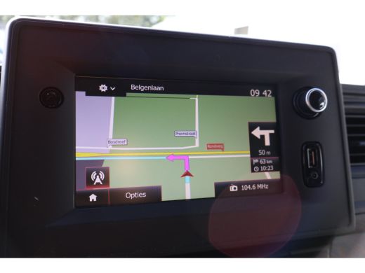 Renault Master 2.3 dCi Bakwagen met Laadklep ActivLease financial lease