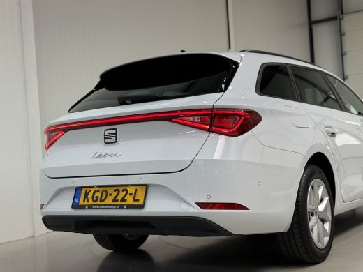 Seat Leon Sportstourer 1.0 eTSI 110 Style Automaat | Navi | Trekhaak ActivLease financial lease