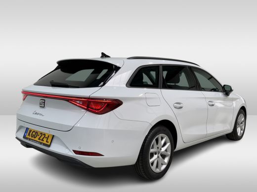 Seat Leon Sportstourer 1.0 eTSI 110 Style Automaat | Navi | Trekhaak ActivLease financial lease