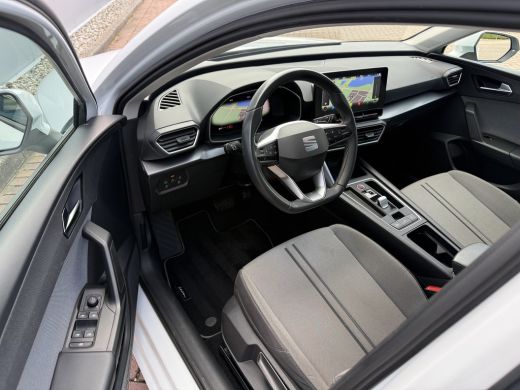 Seat Leon Sportstourer 1.0 eTSI 110 Style Automaat | Navi | Trekhaak ActivLease financial lease