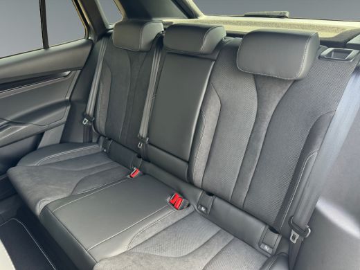 Skoda Elroq 85 286pk Sportline | Trekhaak wegklapbaar | 4x stoelverwarming | Verwarmbare voorruit ActivLease financial lease