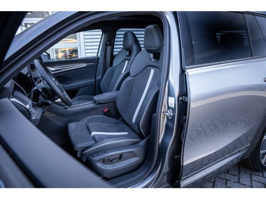 Skoda Kodiaq 1.5 TSI PHEV Sportline Business | Achteruitrijcamera | Elektrisch glazen panorama-dak | Lichtmeta... ActivLease financial lease