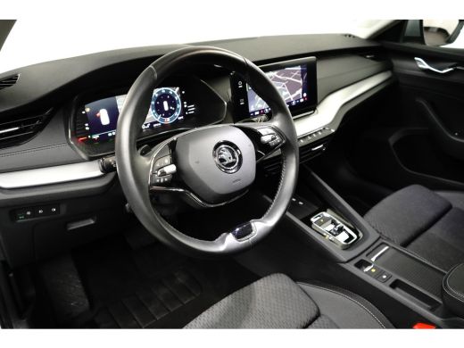 Skoda Octavia Combi 1.4 TSI iV PHEV Business Edition 204pk | Panoramadak | Adaptive Cruise | Winterpack | Elekt... ActivLease financial lease