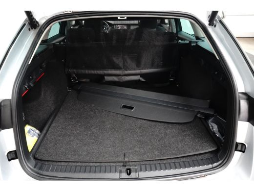 Skoda Octavia Combi 1.4 TSI iV PHEV Business Edition 204pk | Panoramadak | Adaptive Cruise | Winterpack | Elekt... ActivLease financial lease
