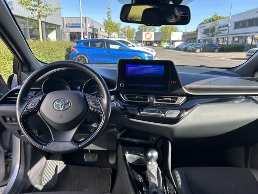 Toyota C-HR 1.8 Hybrid Executive ActivLease financial lease