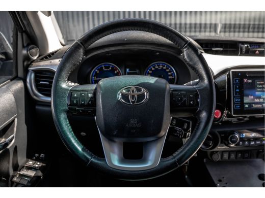 Toyota Hilux 2.4 D 4WD | 150 PK | Automaat | Camera | Cruise | Navi | Trekhaak ActivLease financial lease