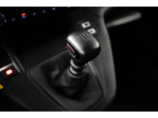 Toyota ProAce 1.5 D-4D L1 Navigator Airco | Digitaal Dashboard | Parkeersensoren Achter | Stoelverwarming | Blu... ActivLease financial lease