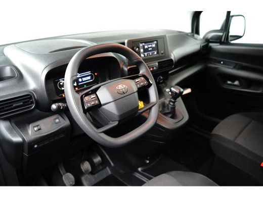 Toyota ProAce 1.5 D-4D L1 Navigator Airco | Digitaal Dashboard | Parkeersensoren Achter | Stoelverwarming | Blu... ActivLease financial lease