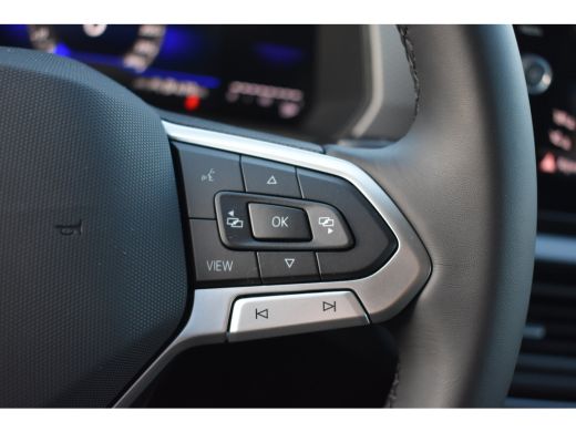 Volkswagen T-Cross Life Edition | 'App-Connect' draadloze smartphone integratie | Achterlichten LED | Afstandscontro... ActivLease financial lease