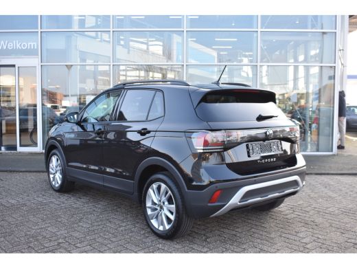Volkswagen T-Cross Life Edition | 'App-Connect' draadloze smartphone integratie | Achterlichten LED | Afstandscontro... ActivLease financial lease