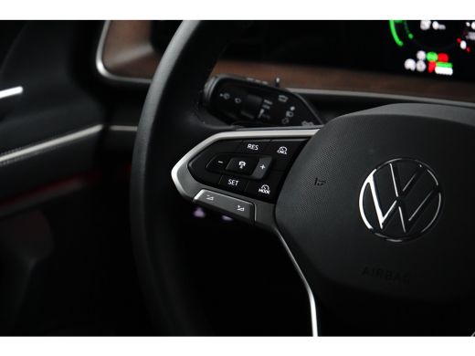 Volkswagen Tayron 1.5 TSI eHybrid 204 pk Elegance | Elektrische wegklapbare trekhaak | Achteruitrijcamera | Matrix ... ActivLease financial lease