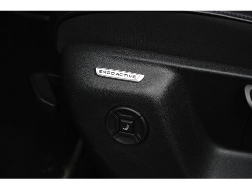 Volkswagen Tayron 1.5 TSI eHybrid 204 pk Elegance | Elektrische wegklapbare trekhaak | Achteruitrijcamera | Matrix ... ActivLease financial lease
