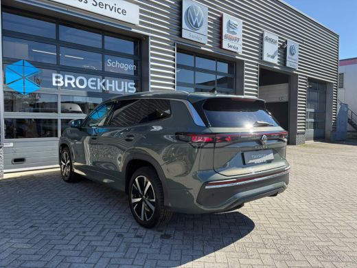 Volkswagen Tayron 1.5 TSI eHybrid 204 pk Elegance | Elektrische wegklapbare trekhaak | Achteruitrijcamera | Matrix ... ActivLease financial lease