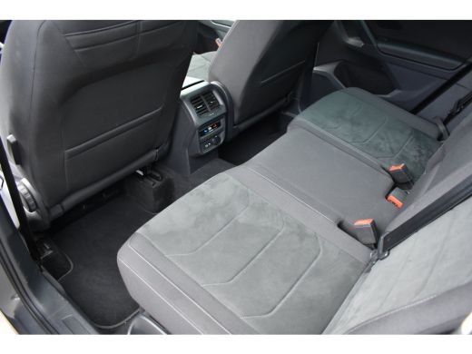 Volkswagen Tiguan 1.5 TSI 150PK Elegance | TREKHAAK | CAMERA | STUURVERW. | NAVIGATIE | ADAPT. CRUISE | CLIMATE CON... ActivLease financial lease