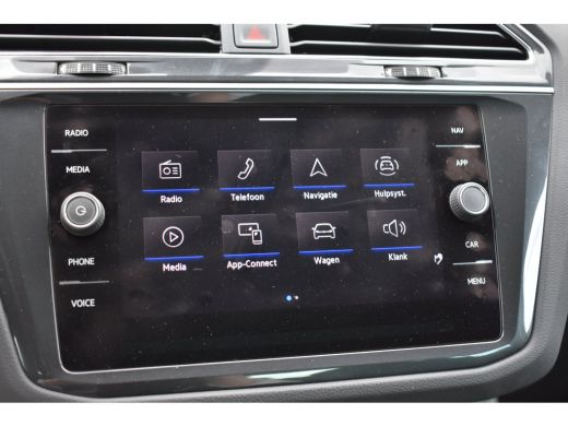 Volkswagen Tiguan 1.5 TSI 150PK Elegance | TREKHAAK | CAMERA | STUURVERW. | NAVIGATIE | ADAPT. CRUISE | CLIMATE CON... ActivLease financial lease