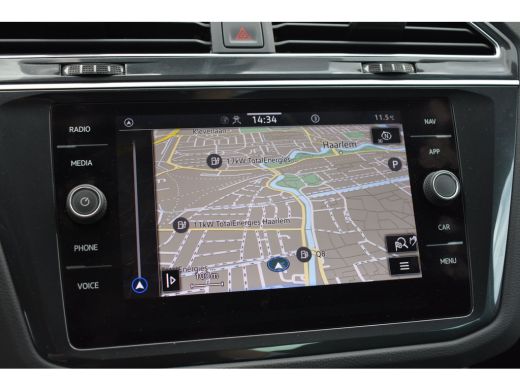 Volkswagen Tiguan 1.5 TSI 150PK Elegance | TREKHAAK | CAMERA | STUURVERW. | NAVIGATIE | ADAPT. CRUISE | CLIMATE CON... ActivLease financial lease