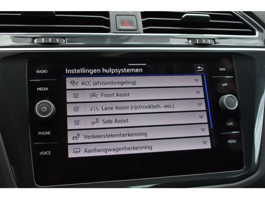 Volkswagen Tiguan 1.5 TSI 150PK Elegance | TREKHAAK | CAMERA | STUURVERW. | NAVIGATIE | ADAPT. CRUISE | CLIMATE CON... ActivLease financial lease