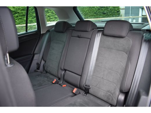 Volkswagen Tiguan 1.5 TSI 150PK Elegance | TREKHAAK | CAMERA | STUURVERW. | NAVIGATIE | ADAPT. CRUISE | CLIMATE CON... ActivLease financial lease