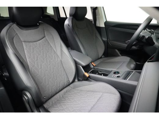 Volkswagen Tiguan 1.5 TSI eHybrid 204 pk Life | Achteruitrijcamera | Assistance package including Adaptive Cruise C... ActivLease financial lease