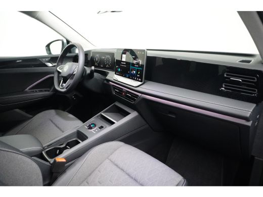 Volkswagen Tiguan 1.5 TSI eHybrid 204 pk Life | Achteruitrijcamera | Assistance package including Adaptive Cruise C... ActivLease financial lease