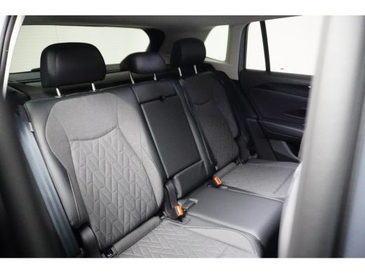 Volkswagen Tiguan 1.5 TSI eHybrid 204 pk Life | Achteruitrijcamera | Assistance package including Adaptive Cruise C... ActivLease financial lease