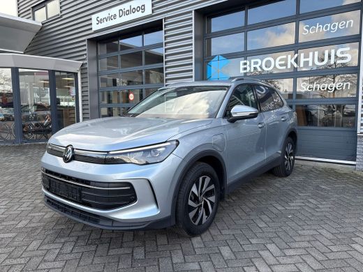 Volkswagen Tiguan 1.5 TSI eHybrid 204 pk Life | Achteruitrijcamera | Assistance package including Adaptive Cruise C... ActivLease financial lease