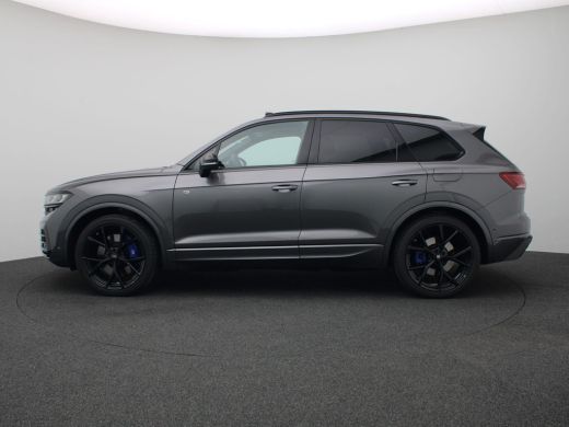 Volkswagen Touareg 3.0 TSi eHybrid 4MOTION R Edition 462PK Aut. matrix led, trekhaak, panoramadak, 360gr. camera, le... ActivLease financial lease