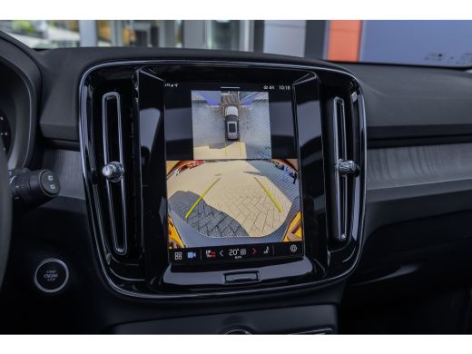 Volvo  XC40 2.0 B3 Ultimate Dark | Pano | Harman/Kardon | 360 camera | Leer | Cruise adaptief | Elektrisch ve... ActivLease financial lease