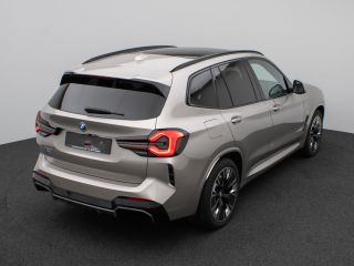 BMW iX3 M-SPORT 80 kWh (210kW/286pk) ** LED, LEDER, PANO, HuD, STUURVERW, H&K SOUND,  20-inch LMV ** 1e E...