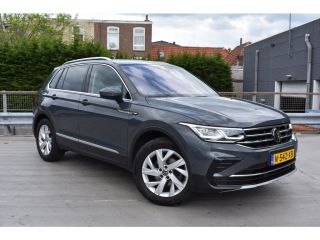 Volkswagen Tiguan 1.5 TSI 150PK Elegance | TREKHAAK | CAMERA | STUURVERW. | NAVIGATIE | ADAPT. CRUISE | CLIMATE CON...
