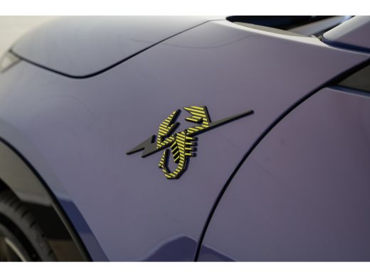Abarth 600e Scorpionissima 54 kWh | 8 Jaar Garantie | 281 PK | Design Pack | Tech Pack | Winter Pack | Gaming... ActivLease financial lease