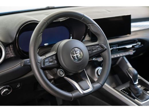 Alfa Romeo Tonale 1.3T 280PK Plug-In Hybride Ti | 20 Inch Lichtmetaal | Camera | Navigatie | Elektrische Achterklep... ActivLease financial lease