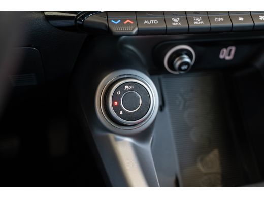 Alfa Romeo Tonale 1.3T 280PK Plug-In Hybride Ti | 20 Inch Lichtmetaal | Camera | Navigatie | Elektrische Achterklep... ActivLease financial lease