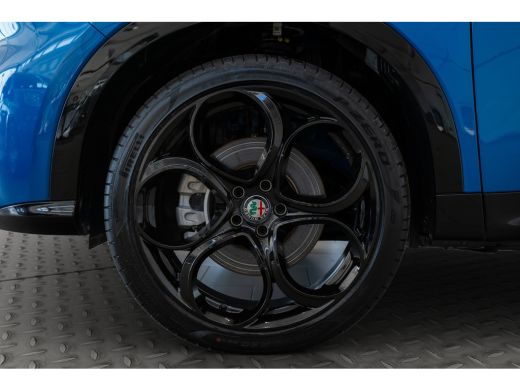 Alfa Romeo Tonale 1.3T 280PK Plug-In Hybride Ti | 20 Inch Lichtmetaal | Camera | Navigatie | Elektrische Achterklep... ActivLease financial lease