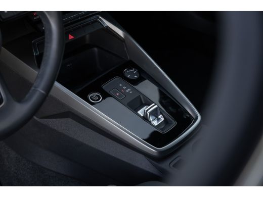 Audi A3 Sportback 30 TFSI Advanced edition Cruise control adaptief | Voorstoelen verwarmd | Matrix LED | ... ActivLease financial lease