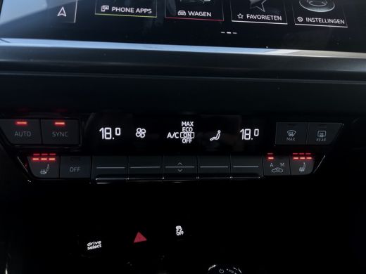Audi Q4 e-tron 40 S-Line Competition 77 kWh | Pano | Adap. Cruise Control | CarPlay | Sonos o | Stoelverwarming ... ActivLease financial lease