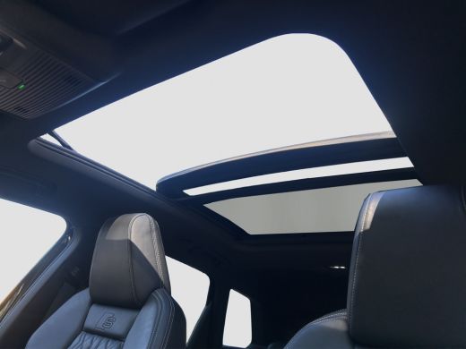Audi Q4 e-tron 40 S-Line Competition 77 kWh | Pano | Adap. Cruise Control | CarPlay | Sonos o | Stoelverwarming ... ActivLease financial lease