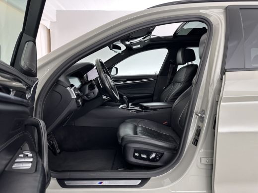 BMW 5 Serie Touring 530i High Executive M-Sportpack (INCL.BTW) Aut. *PANO | HEAD-UP | LEATHER | TOPVIEW | HAR... ActivLease financial lease