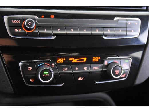 BMW X1 sDrive16d *1ste Eigenaar*PDC*Navigatie*DAB* ActivLease financial lease