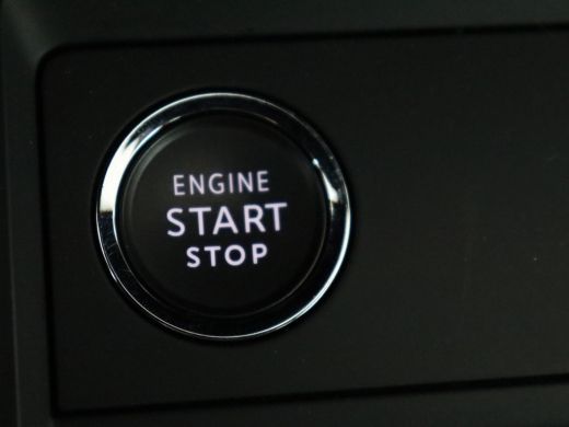 Citroën C5 Aircross 1.6 Plug-in Hybrid 225 Feel | Carplay | Camera | Navigatie | Climate control | Parkeerhulp | Crui... ActivLease financial lease