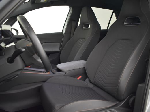 CUPRA Born Adrenaline One 62 kWh 204Pk | Achteruitrijcamera | Navigatie | Cruise control adaptief | Keyless ... ActivLease financial lease