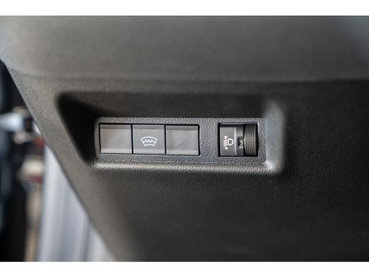 Fiat 600e La Prima 54 kWh | Camera | Navigatie | Keyless Entry & Start | Climate Controle | Stoelverwarming... ActivLease financial lease