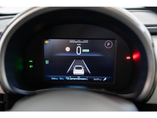 Fiat 600e La Prima 54 kWh | Camera | Navigatie | Keyless Entry & Start | Climate Controle | Stoelverwarming... ActivLease financial lease
