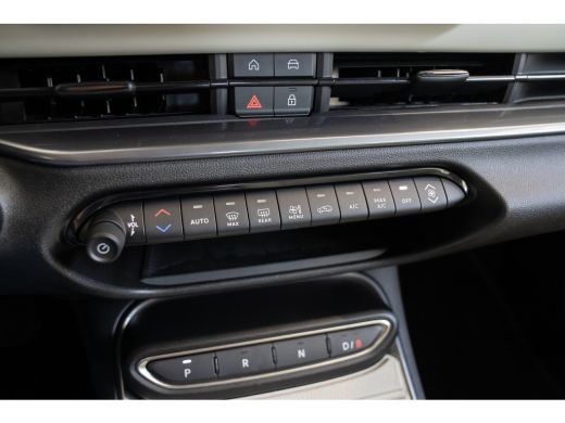 Fiat 600e La Prima 54 kWh | Camera | Navigatie | Keyless Entry & Start | Climate Controle | Stoelverwarming... ActivLease financial lease