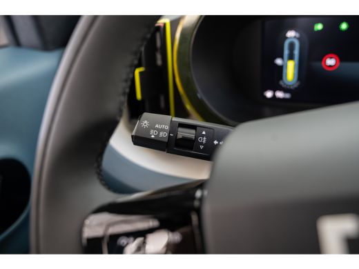Fiat Grande Panda La Prima 44 kWh | 8 Jaar Garantie | Stoel & Stuurverwarming | Voorruit verwarming | Camera | Clim... ActivLease financial lease