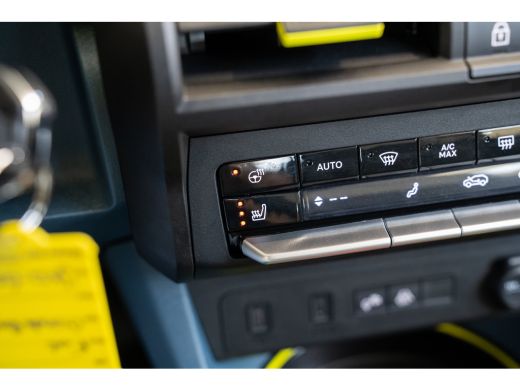 Fiat Grande Panda La Prima 44 kWh | 8 Jaar Garantie | Stoel & Stuurverwarming | Voorruit verwarming | Camera | Clim... ActivLease financial lease